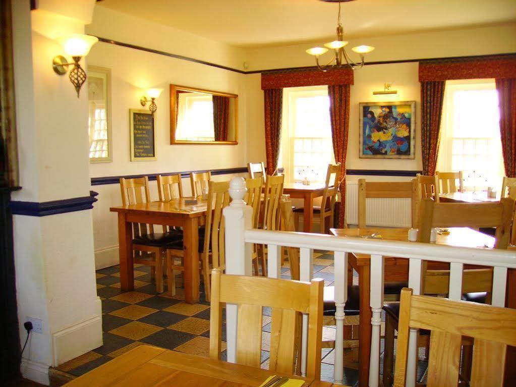 The Bell Inn Frampton on Severn Екстериор снимка